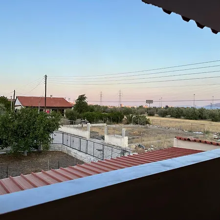 Villa Mairy House *